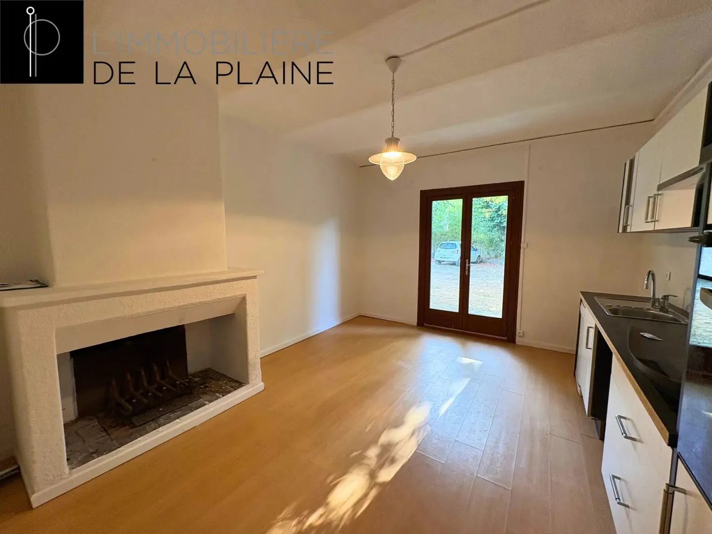 Appartement à louer, 72m², Venzolasca