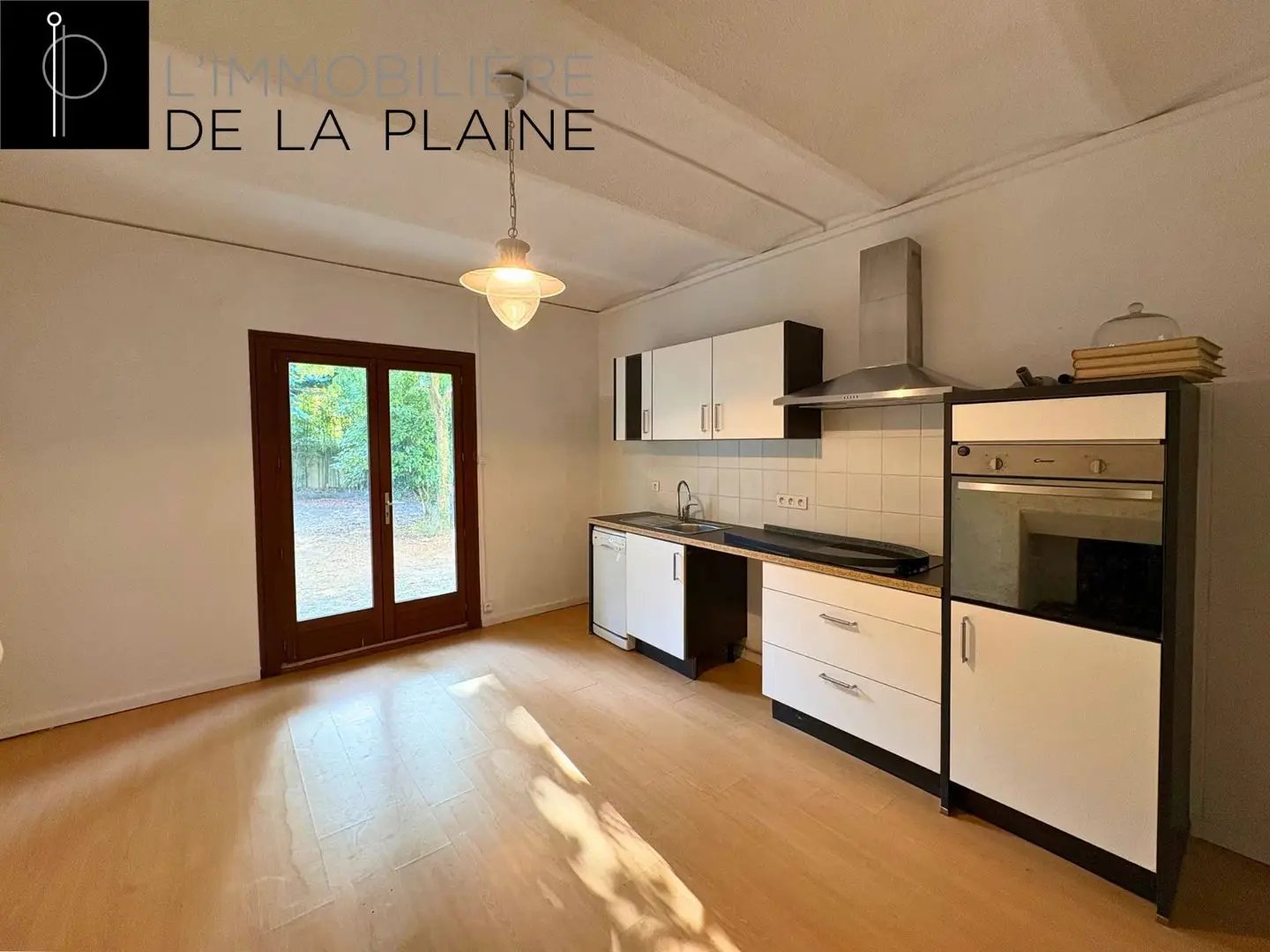 Appartement à louer, 72m², Venzolasca