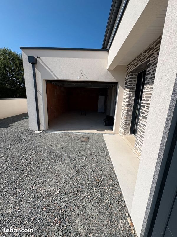 Maison à louer, 107m², Baugé