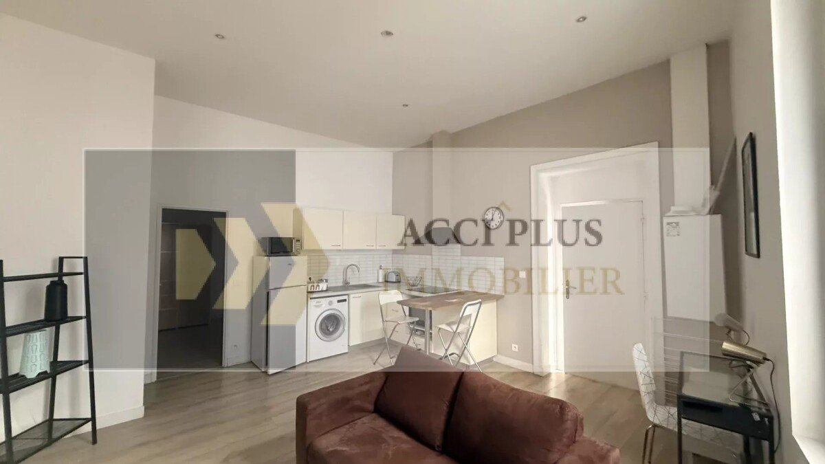 Appartement à louer, 37m², Nîmes