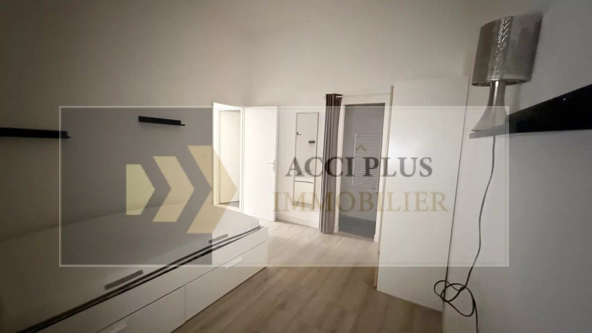 Appartement à louer, 37m², Nîmes