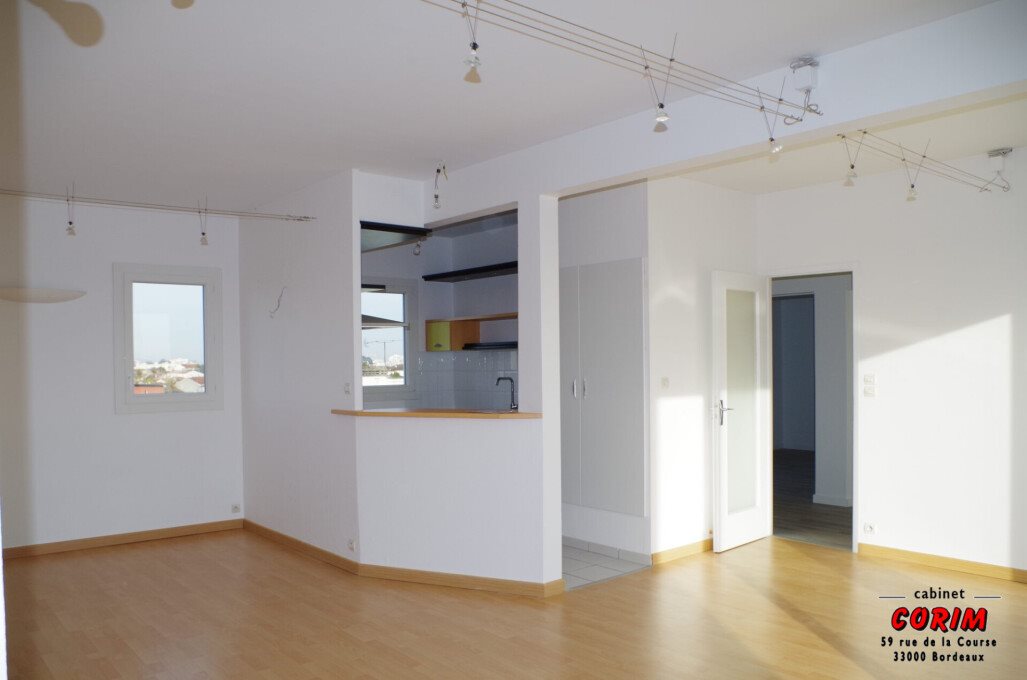 Appartement à louer, 77m², Bordeaux