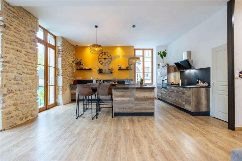 Appartement à louer, 137m², Valréas