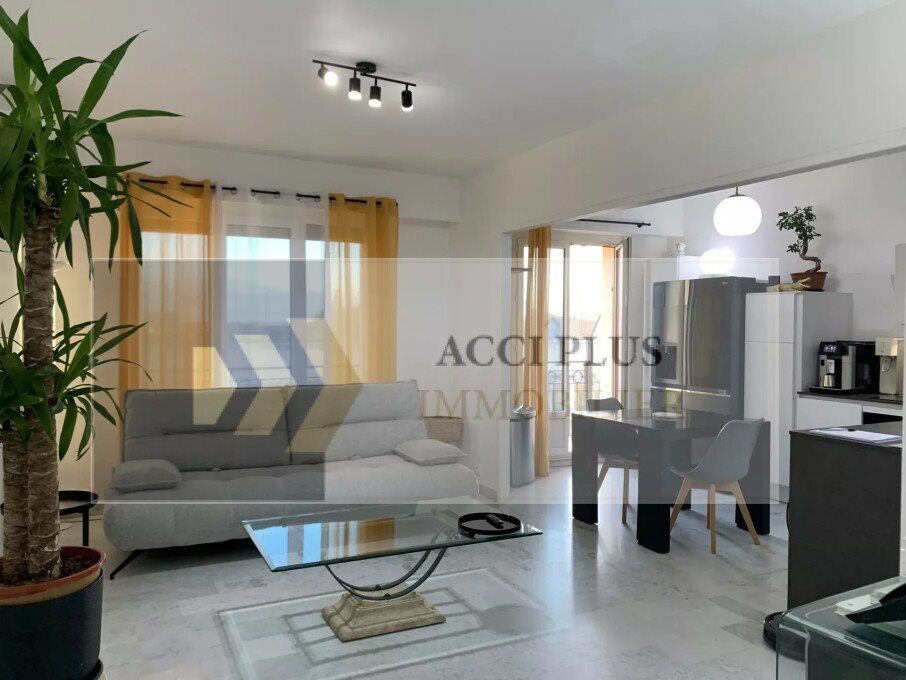Appartement à louer, 58m², Nîmes