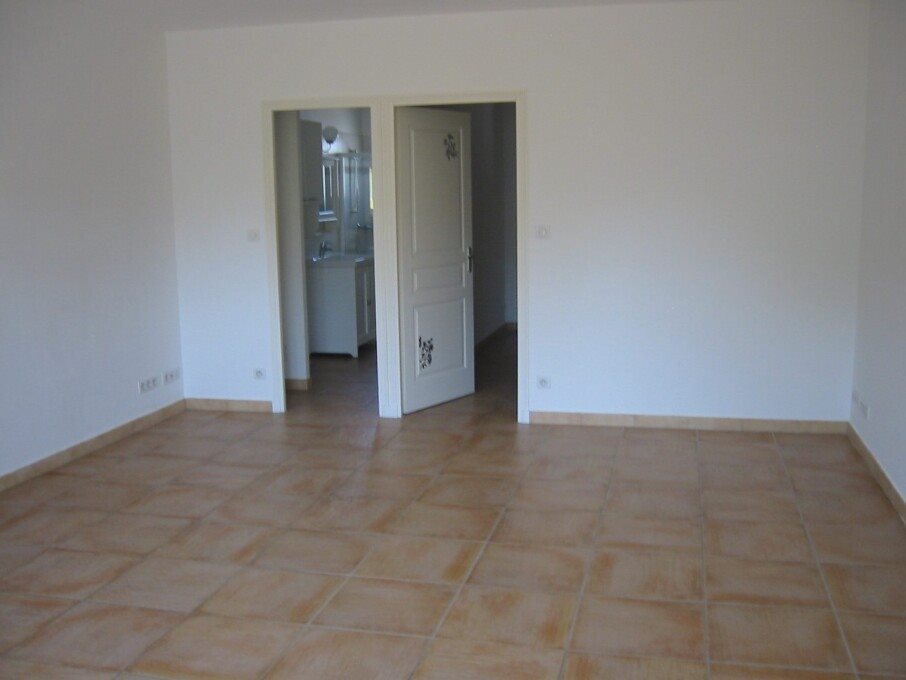 Appartement à louer, 43m², Le Muy