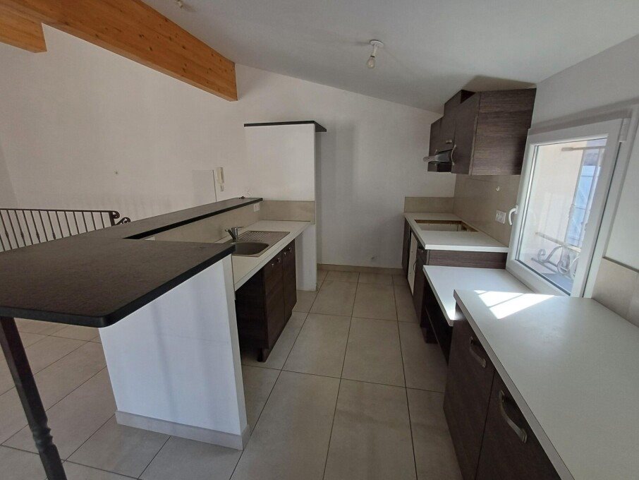 Appartement à louer, 70m², Le Muy