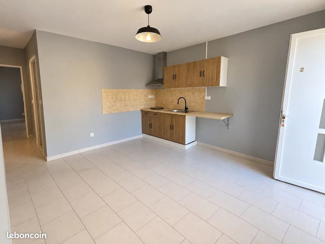 Maison à louer, 40m², Saint-Androny