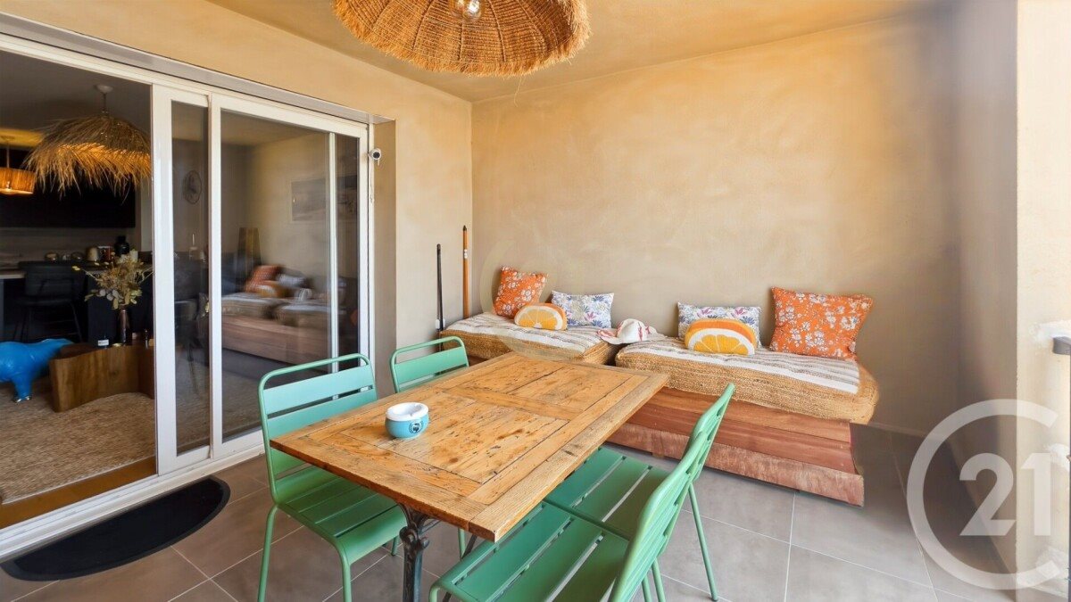 Appartement à louer, 42m², Saint-Florent