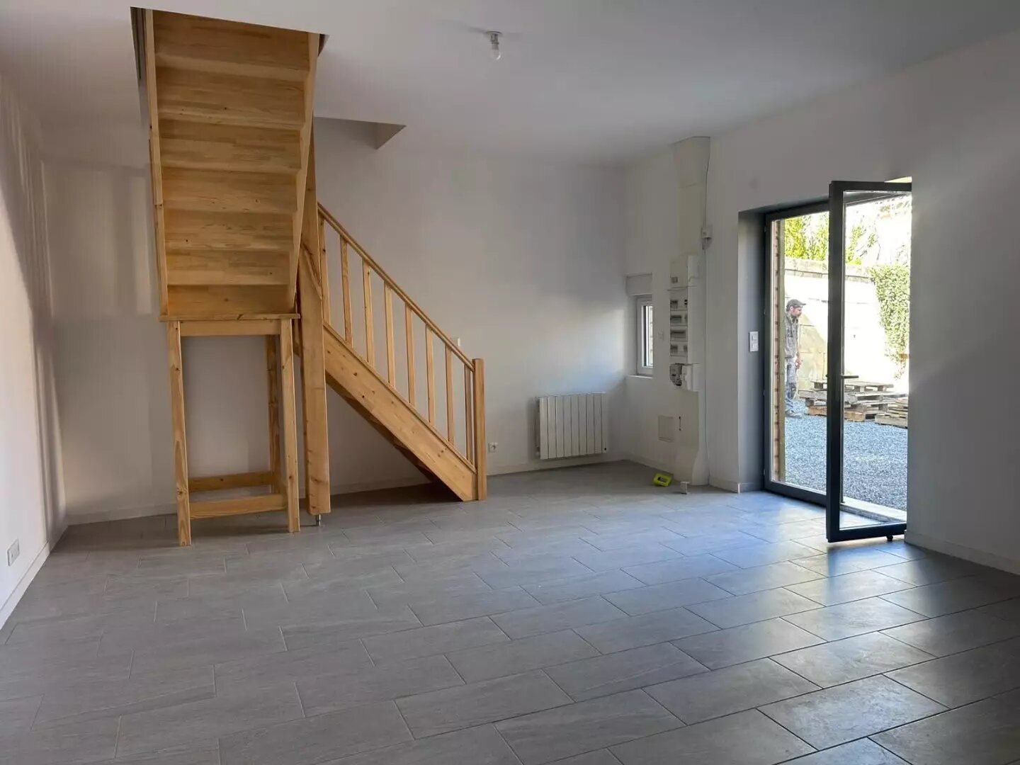 Appartement à louer, 76m², Burie