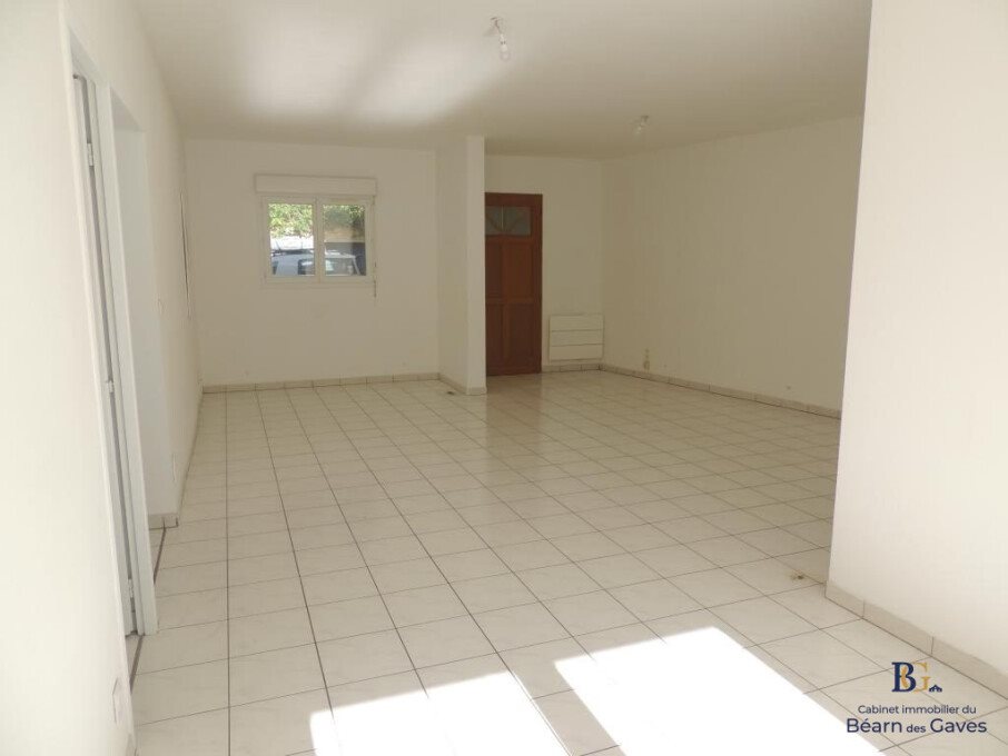 Appartement à louer, 111m², Salies-de-Béarn