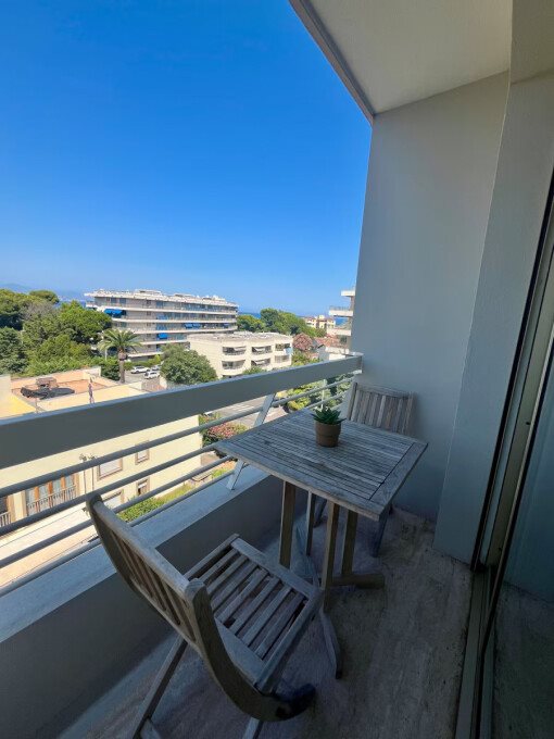 Appartement à louer, 40m², Antibes