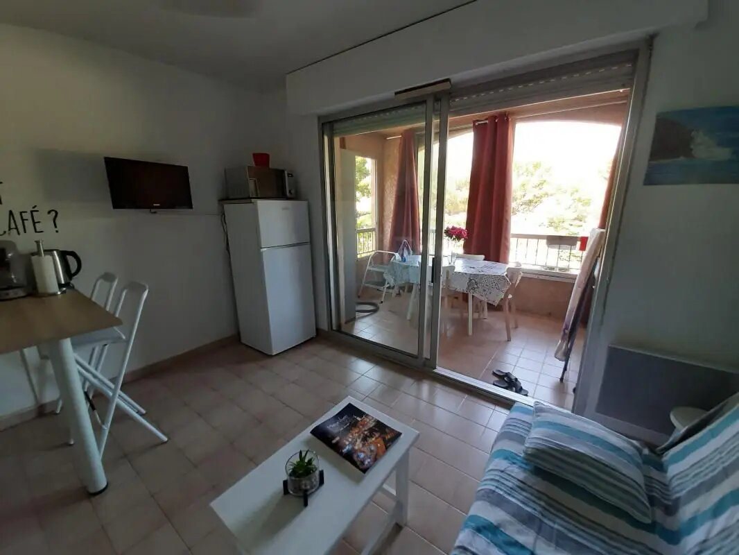 Appartement à louer, 29m², Sanary-sur-Mer
