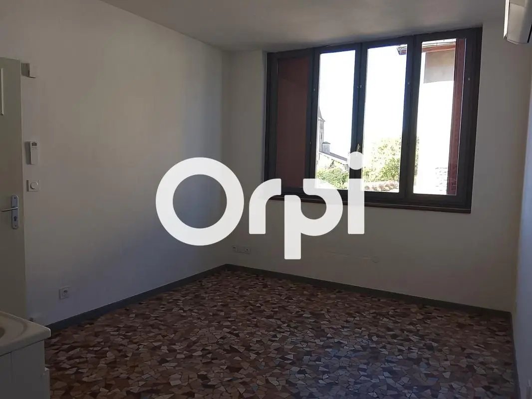 Appartement à louer, 28m², La Côte-Saint-André