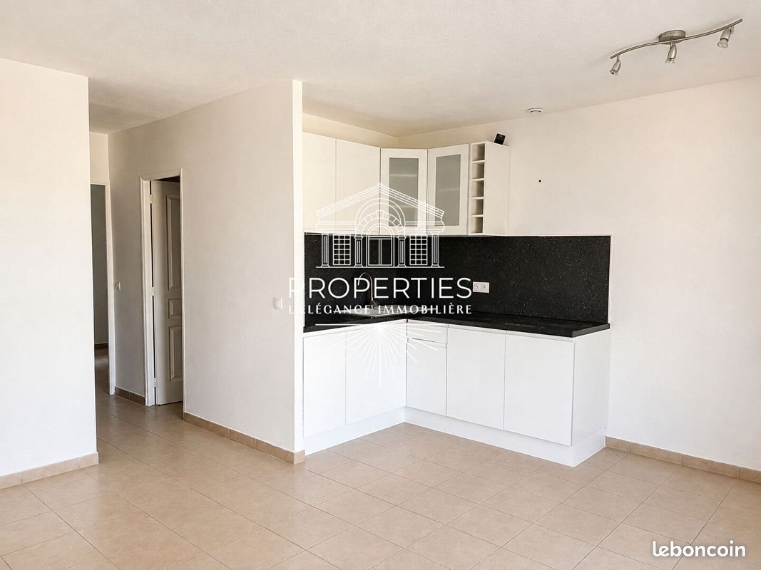 Appartement à louer, 39m², Le Lavandou