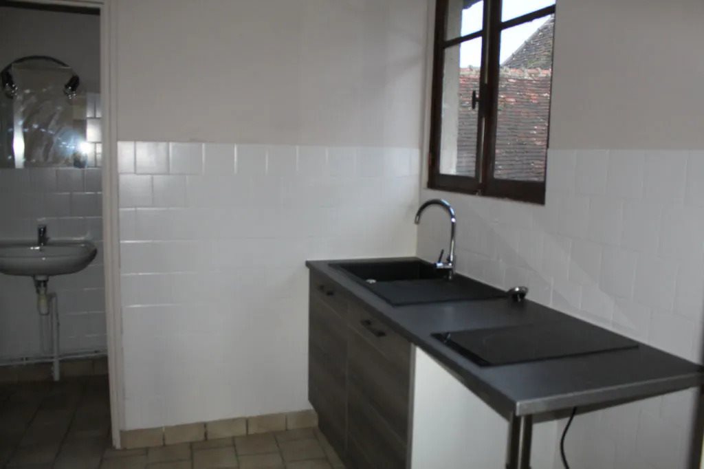 Appartement à louer, 22m², Auxerre