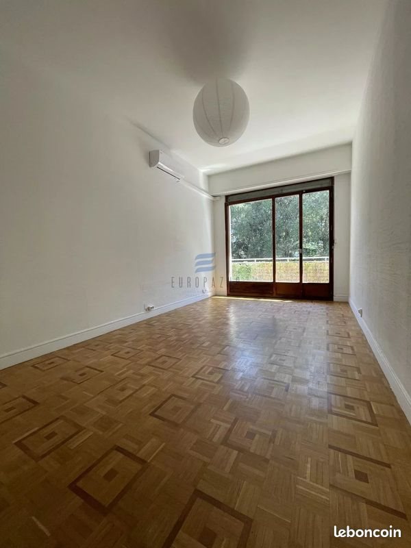 Appartement à louer, 59m², Nice