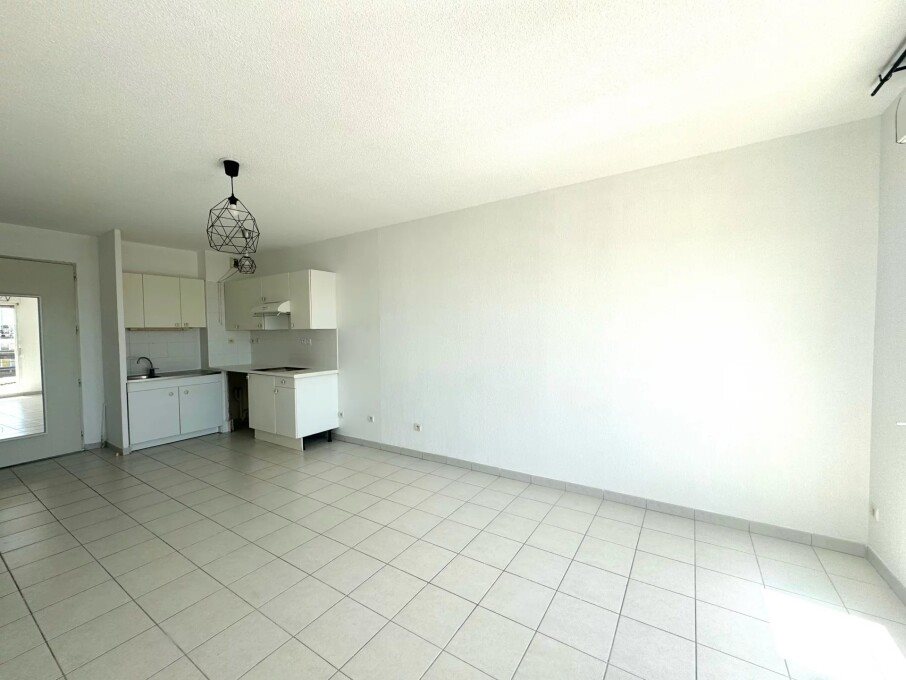 Appartement à louer, 43m², Vitrolles