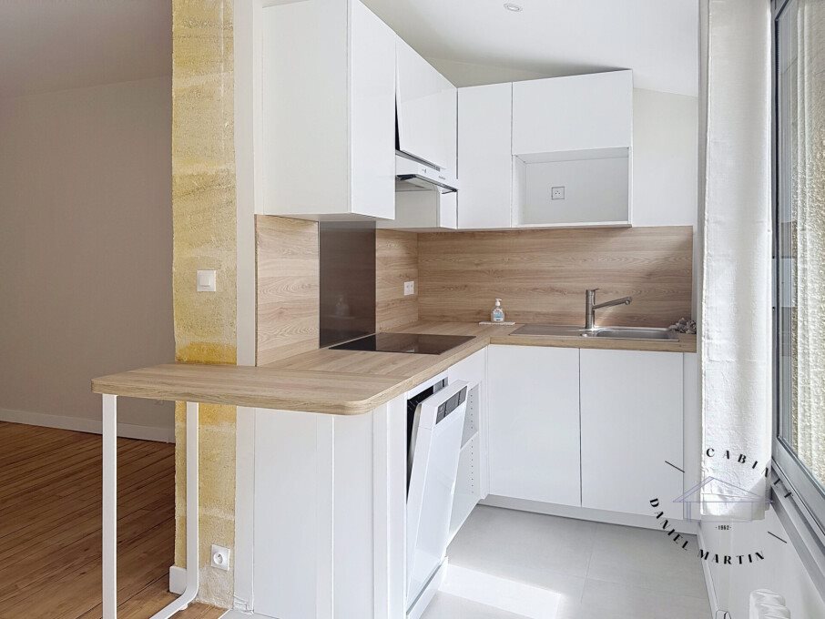 Appartement à louer, 49m², Bègles