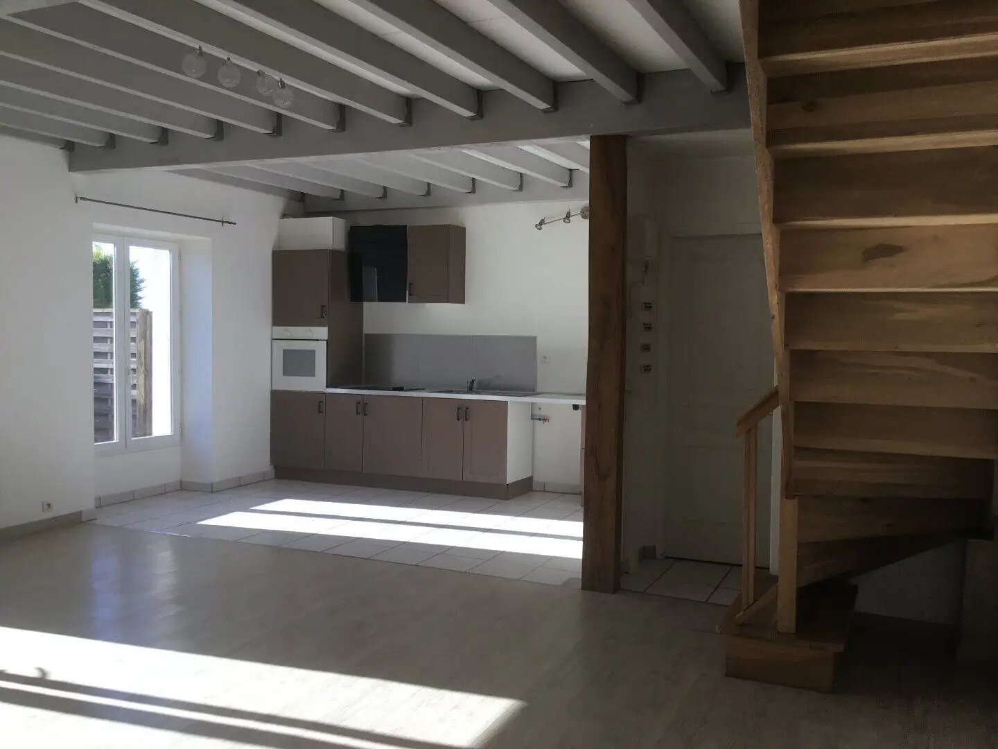 Maison à louer, 90m², Genté