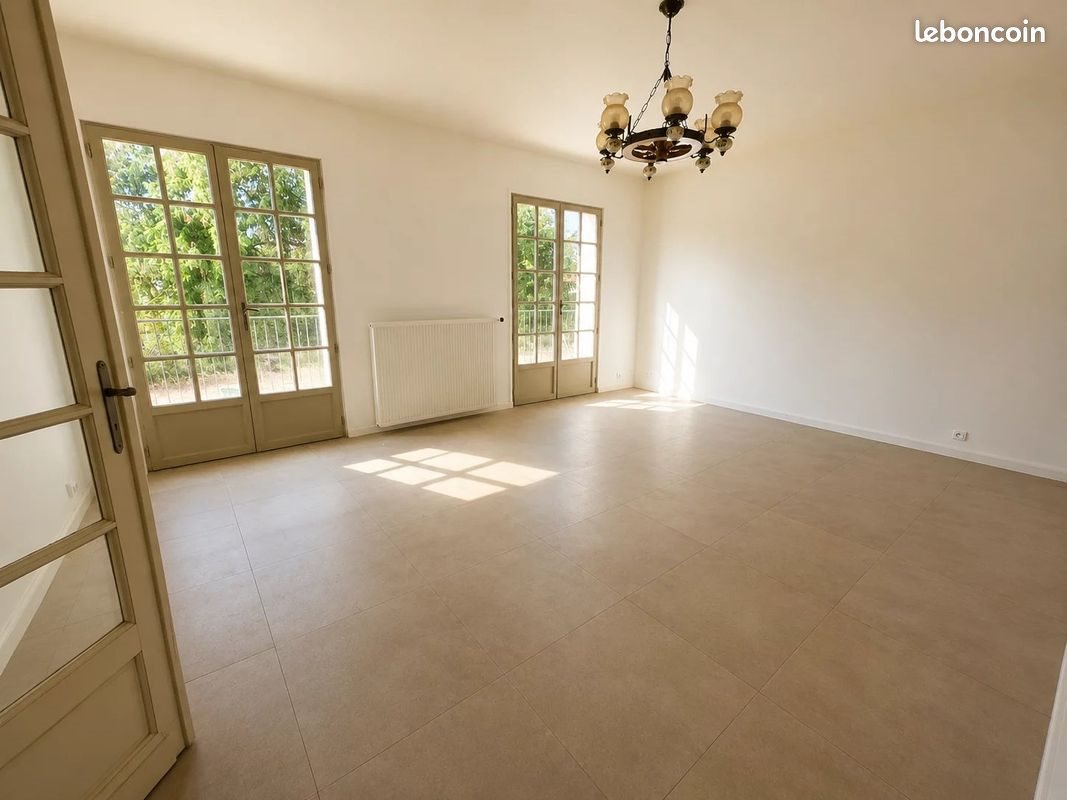 Maison à louer, 145m², Saint-Médard-en-Jalles