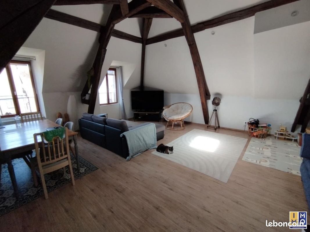Appartement à louer, 78m², Bourges