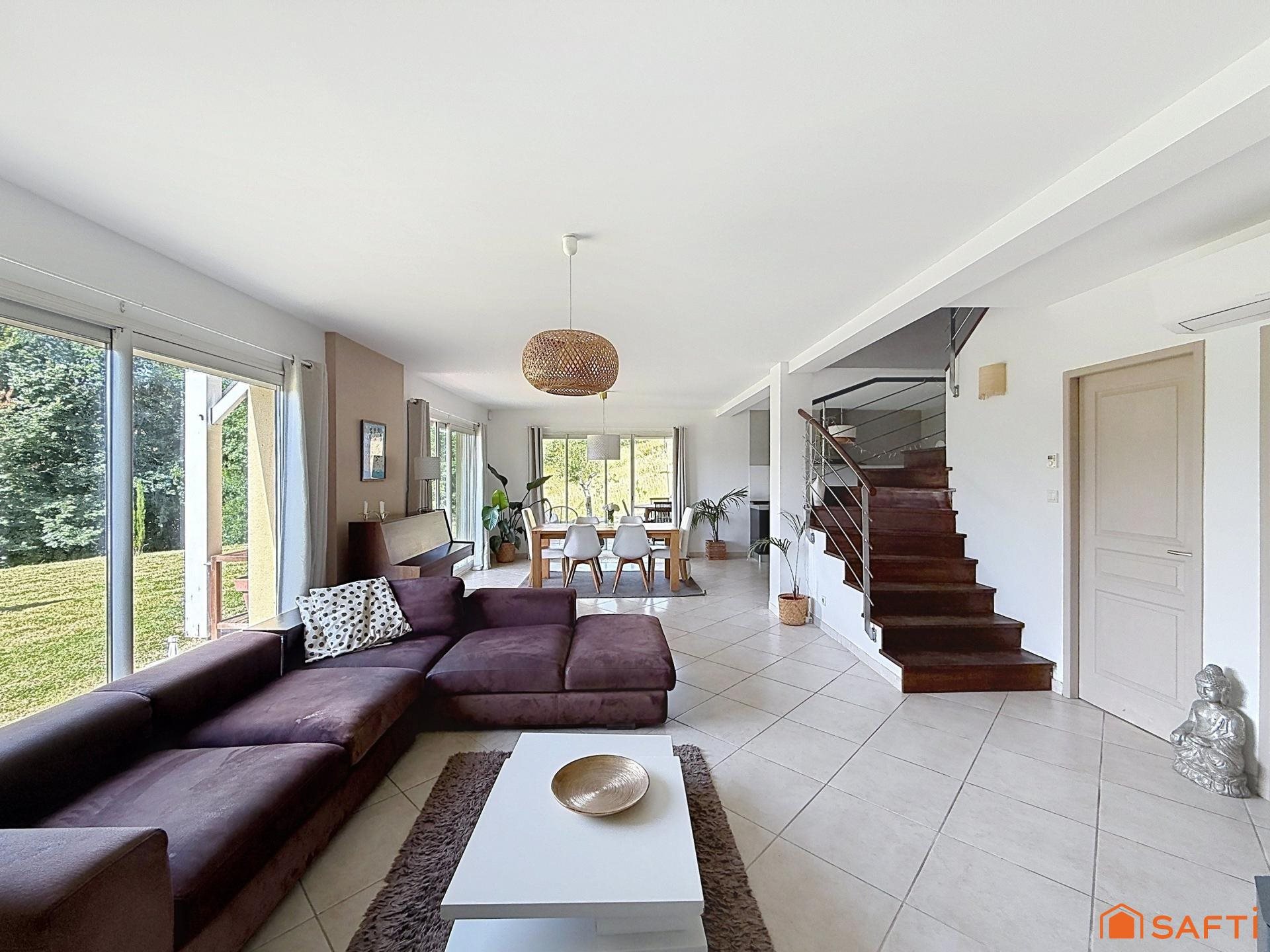 Maison à vendre, 138m², Lafrançaise