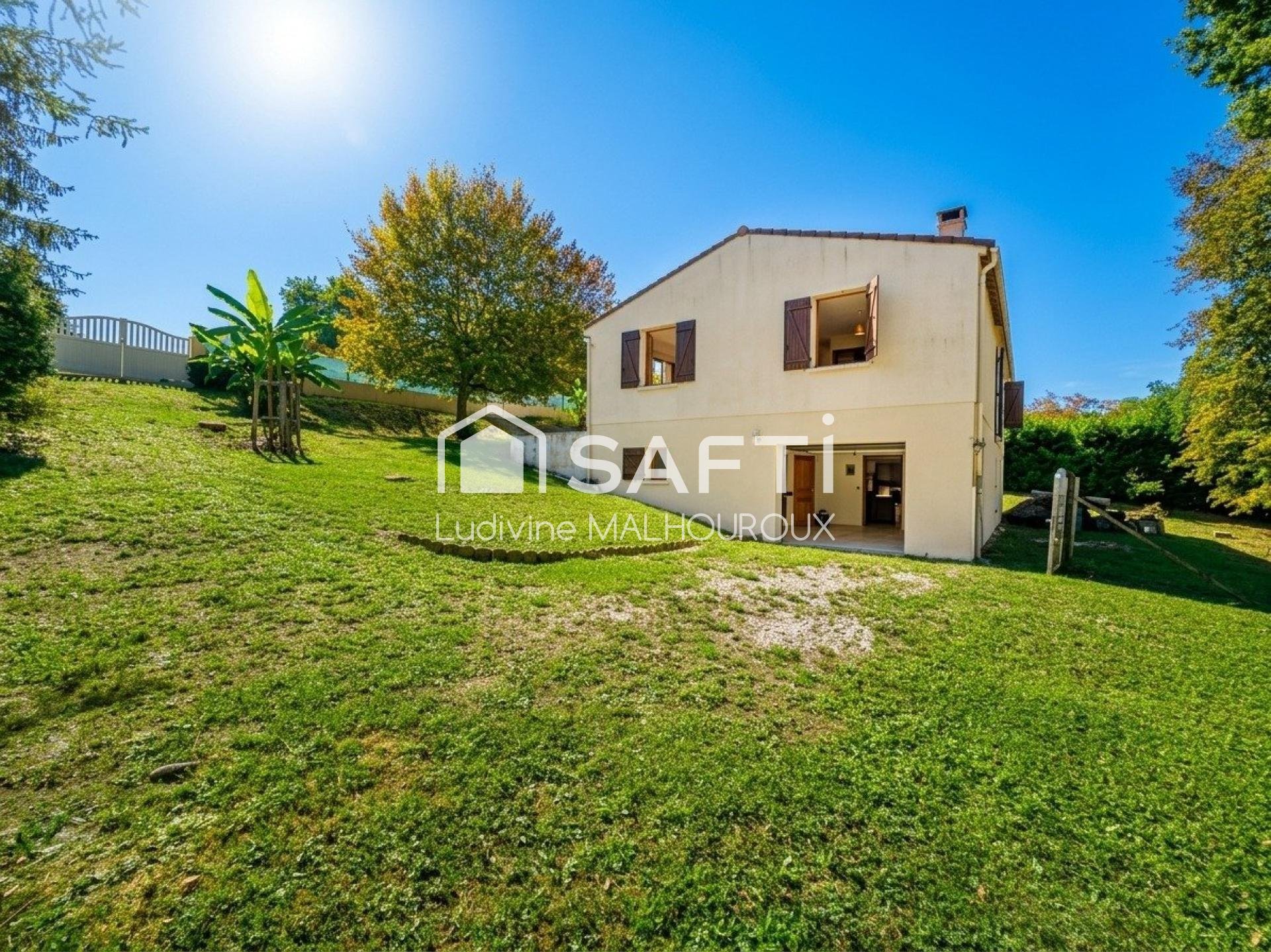 Maison à vendre, 91m², Rougnac