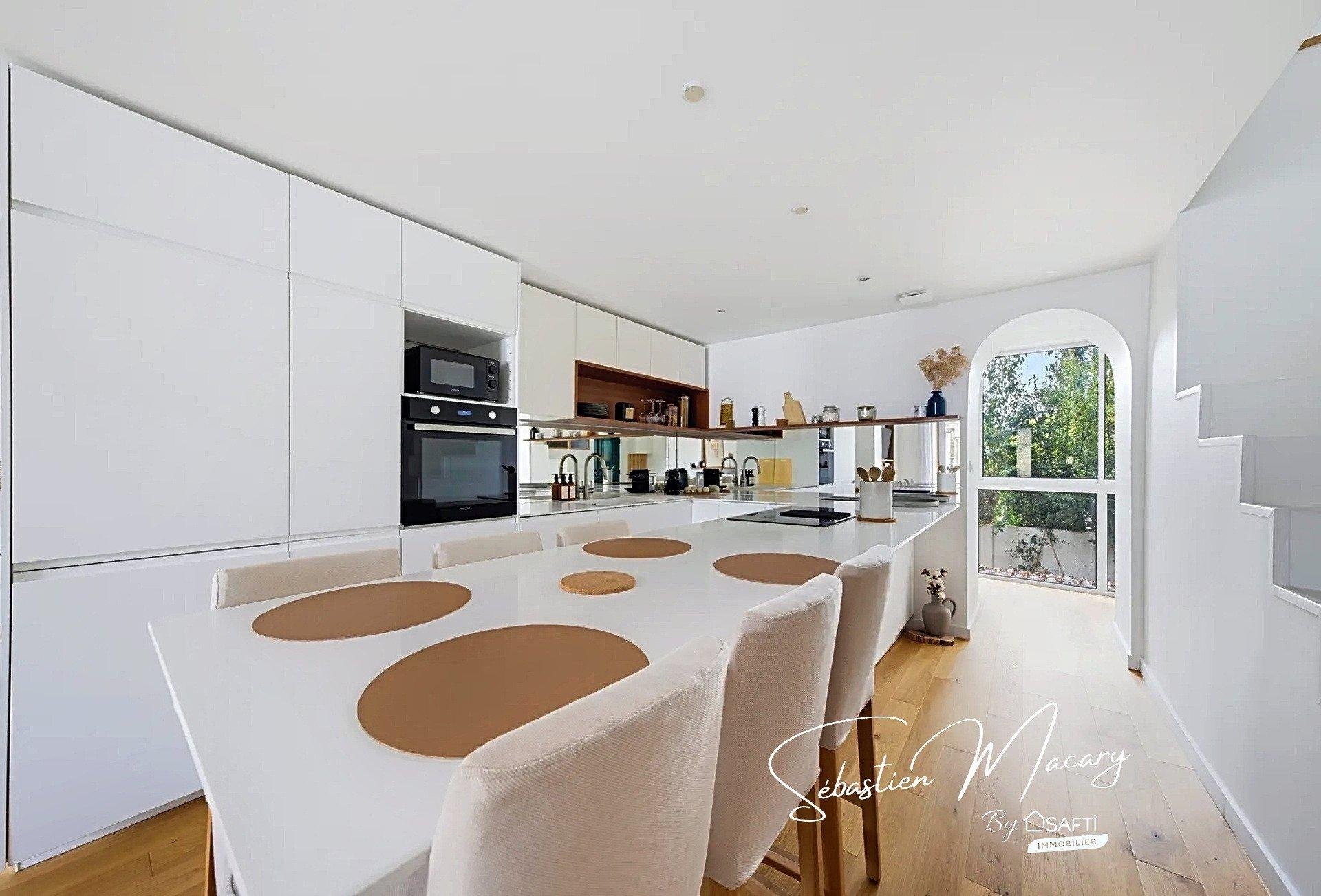 Appartement à vendre, 66m², Bordeaux