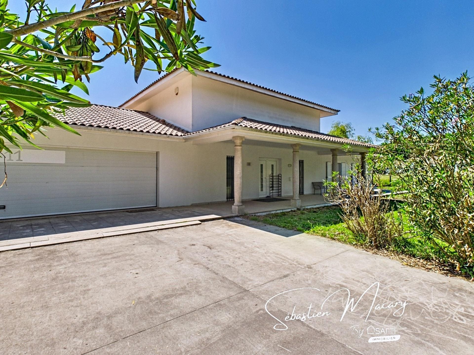 Maison à vendre, 213m², Le Taillan-Médoc