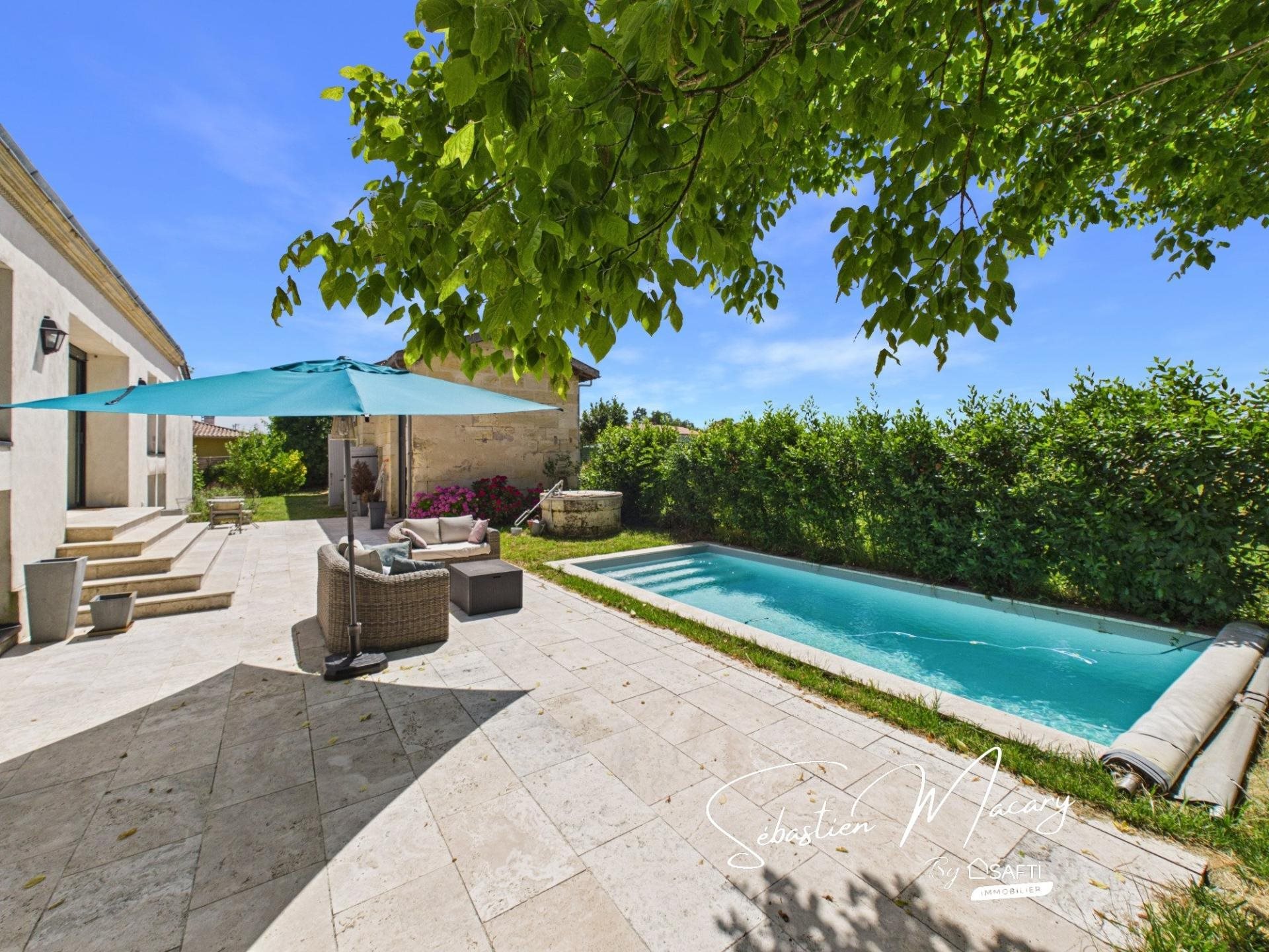 Maison à vendre, 275m², Salleboeuf
