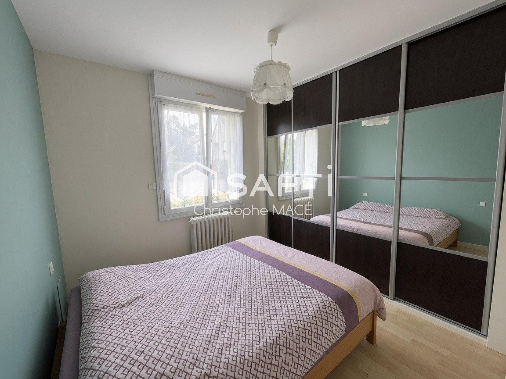 Maison à vendre, 82m², Laval