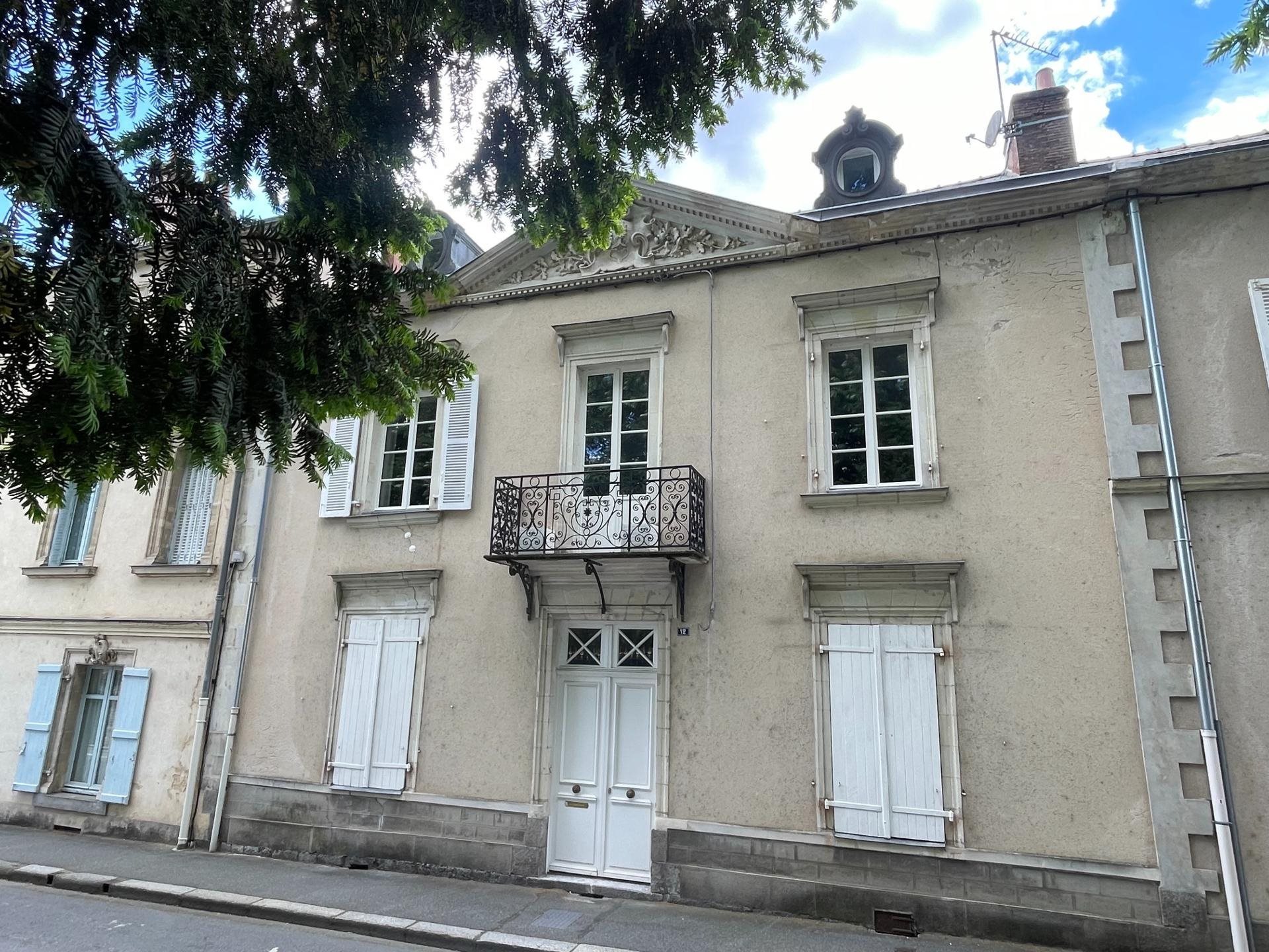 Maison à vendre, 144m², Laval