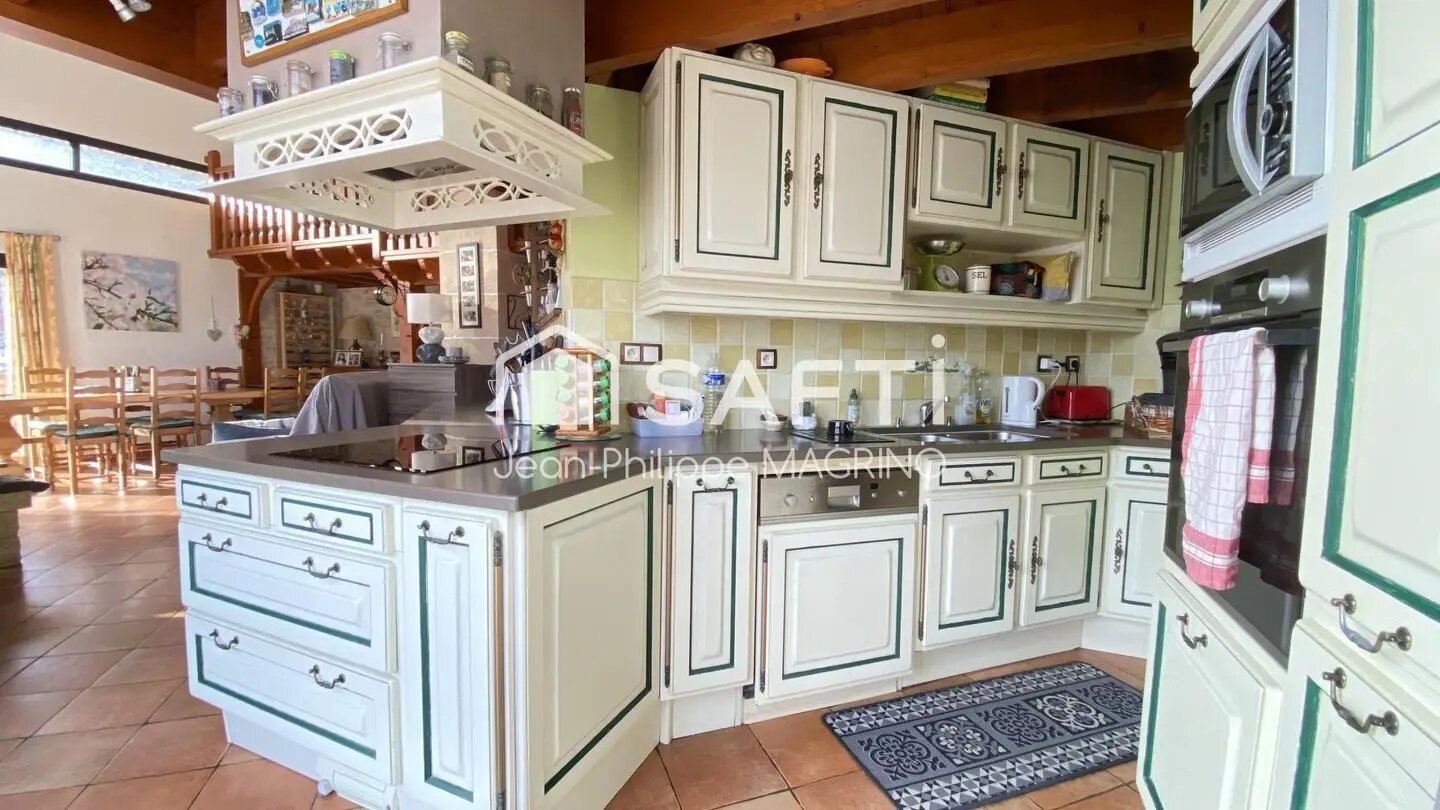 Appartement à vendre, 136m², Montferrier