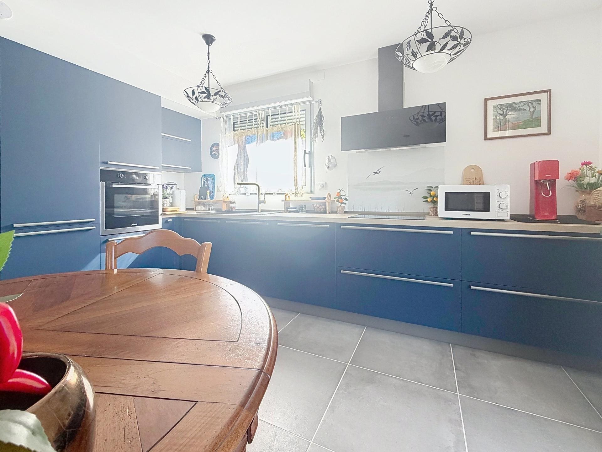 Maison à vendre, 121m², Saint-Cannat