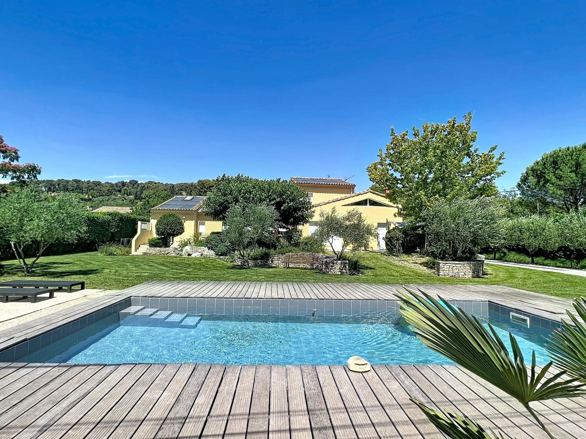 Maison à vendre, 180m², Cadenet