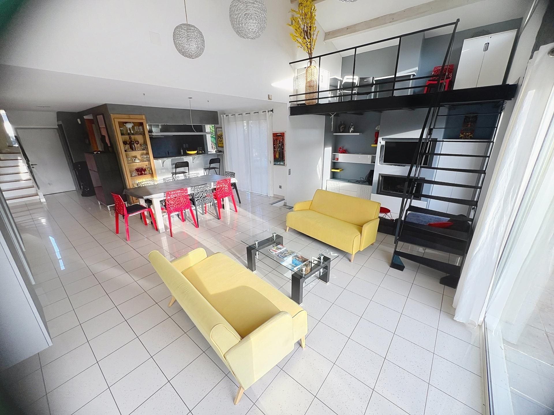 Maison à vendre, 180m², Cadenet