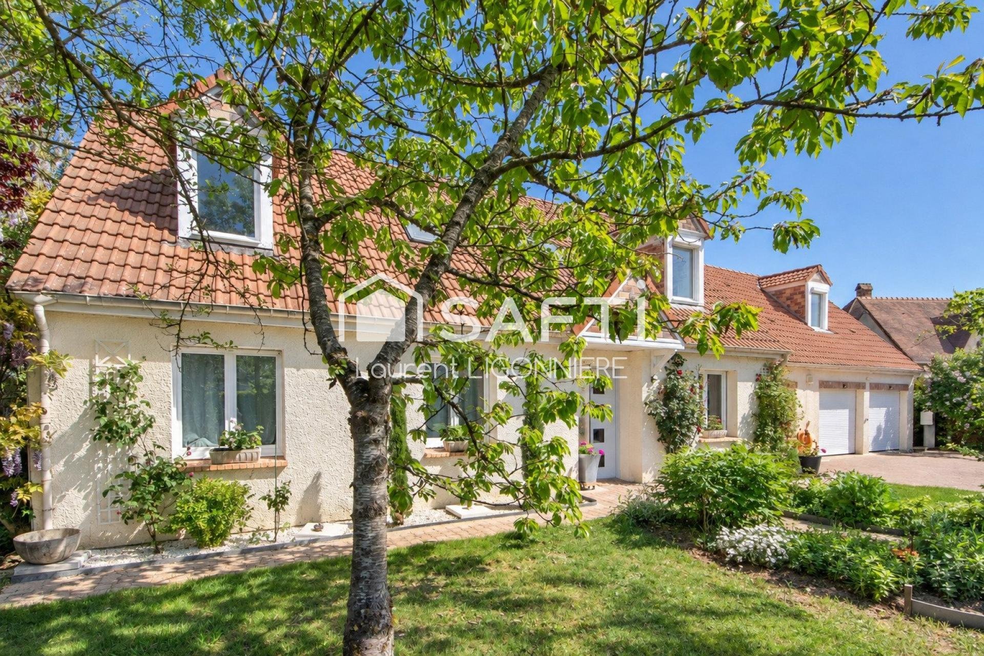 Maison à vendre, 187m², Santeny
