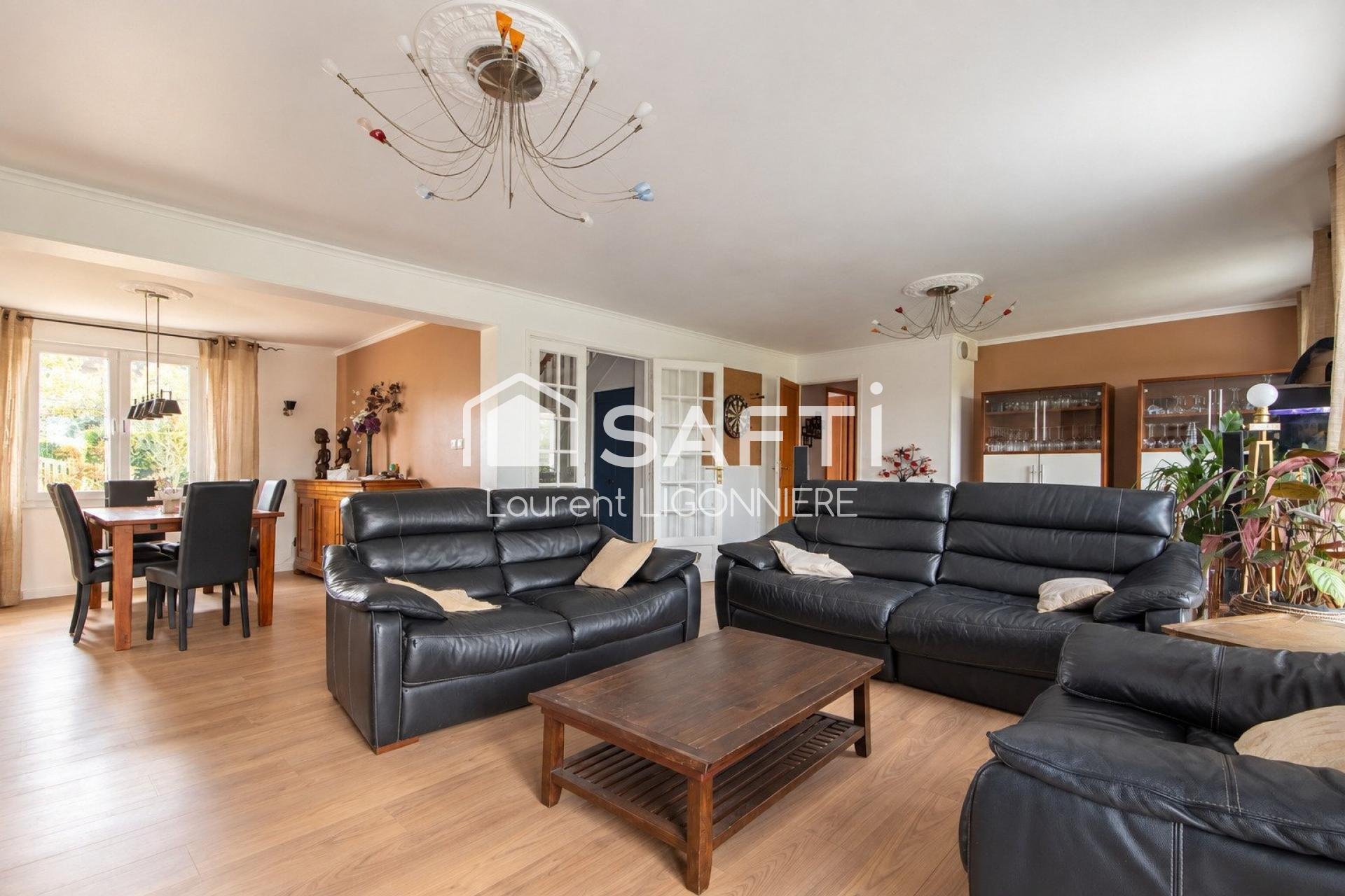 Maison à vendre, 187m², Santeny