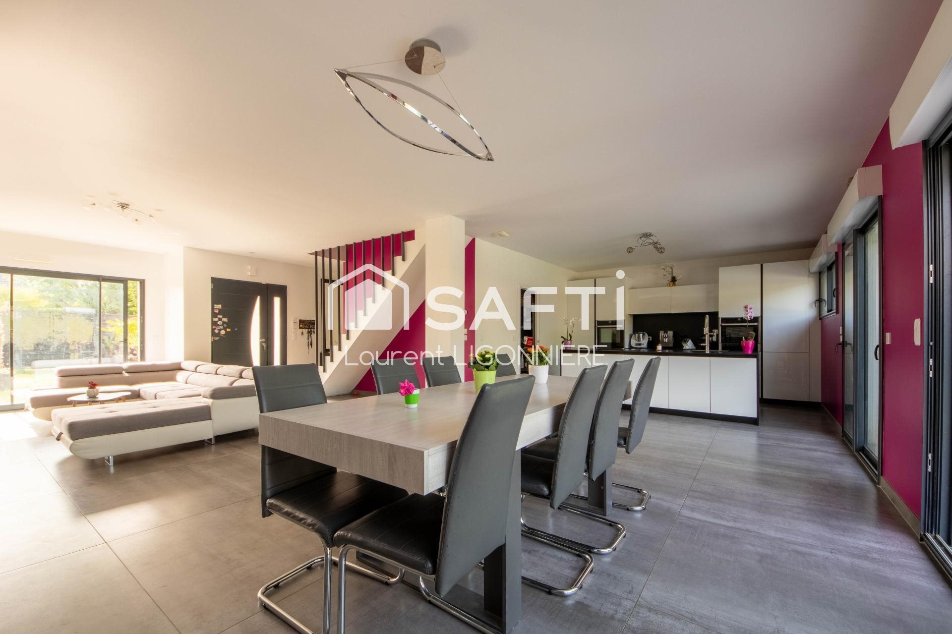 Maison à vendre, 208m², Brie-Comte-Robert