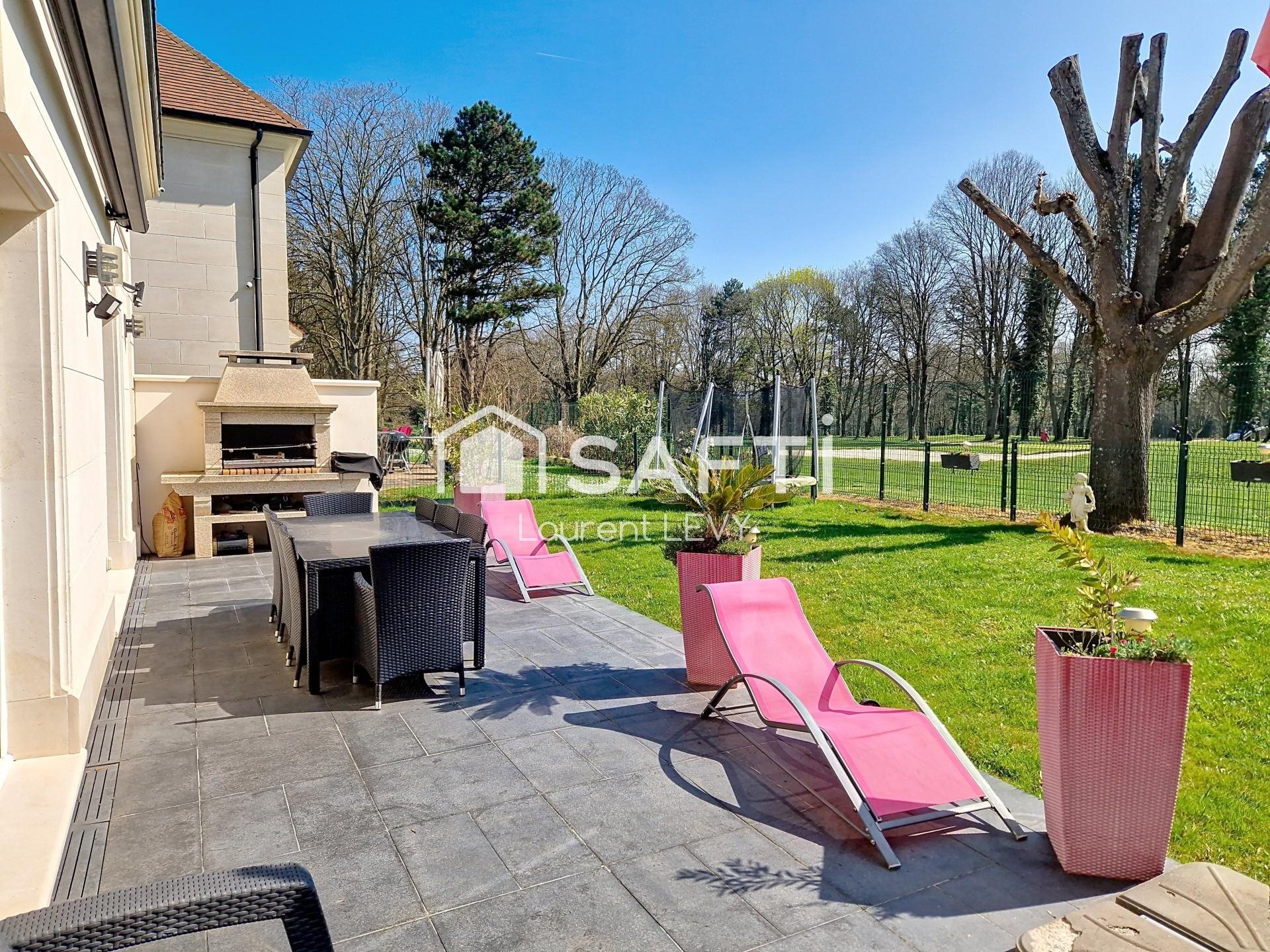 Maison à vendre, 340m², Ormesson-sur-Marne