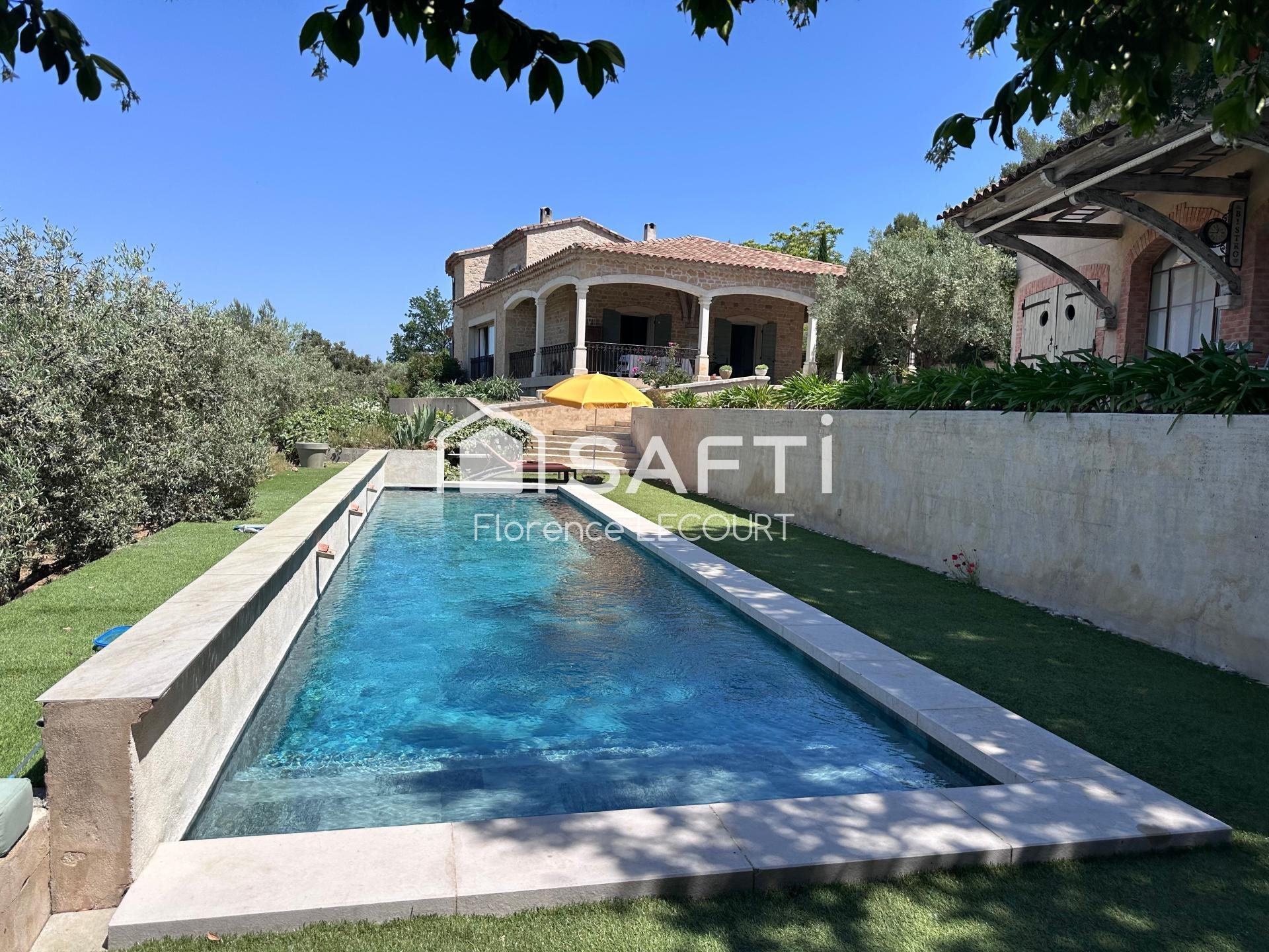 Maison à vendre, 216m², Seillons-Source-d'Argens