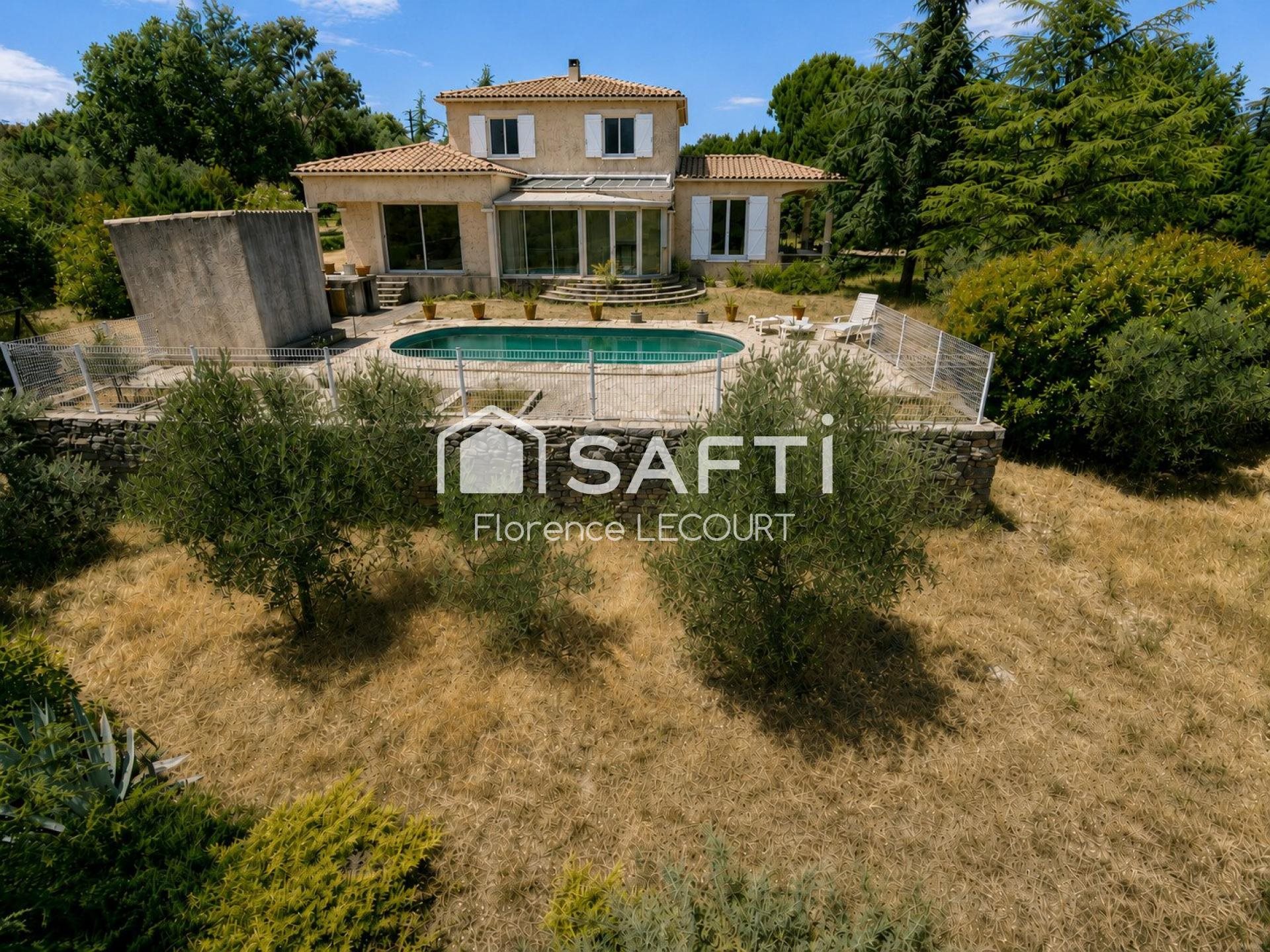 Maison à vendre, 186m², Saint-Maximin-la-Sainte-Baume