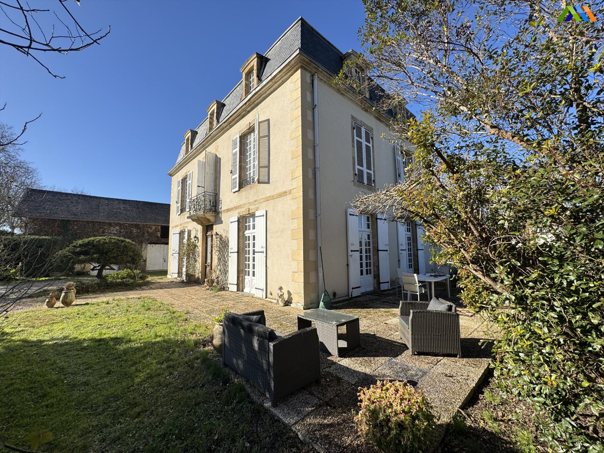 Maison à vendre, 303m², Villecomtal-sur-Arros