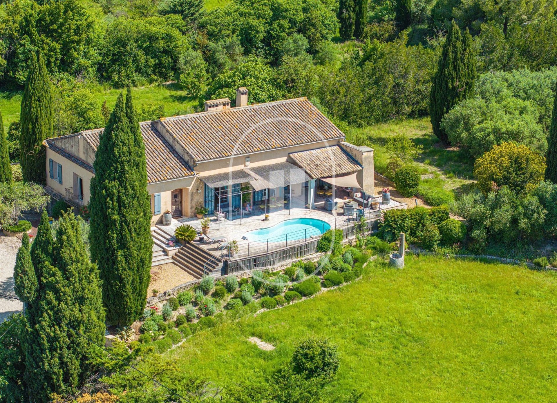 Maison à vendre, 230m², Saint-Rémy-de-Provence