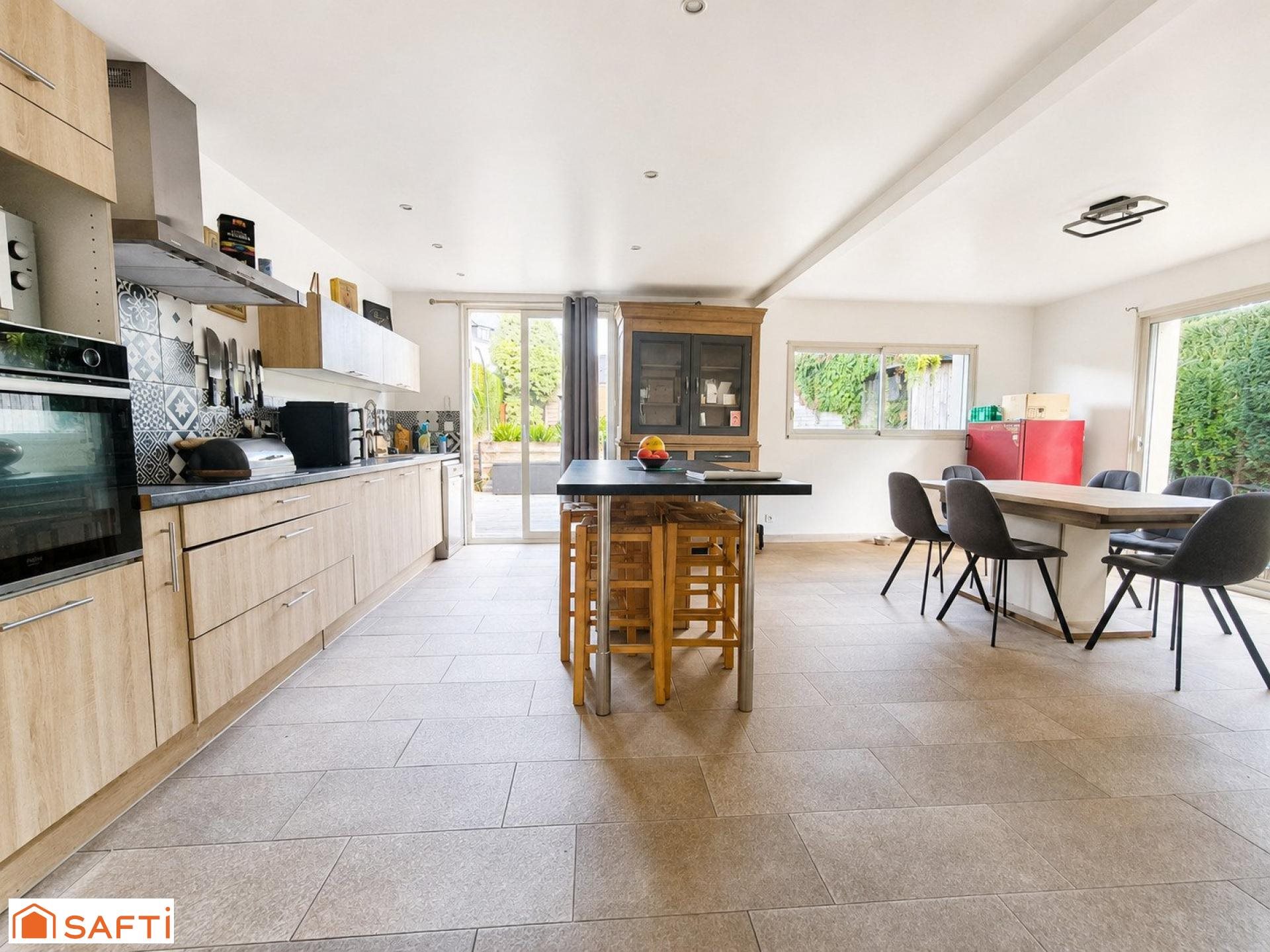 Maison à vendre, 106m², Plestin-les-Grèves