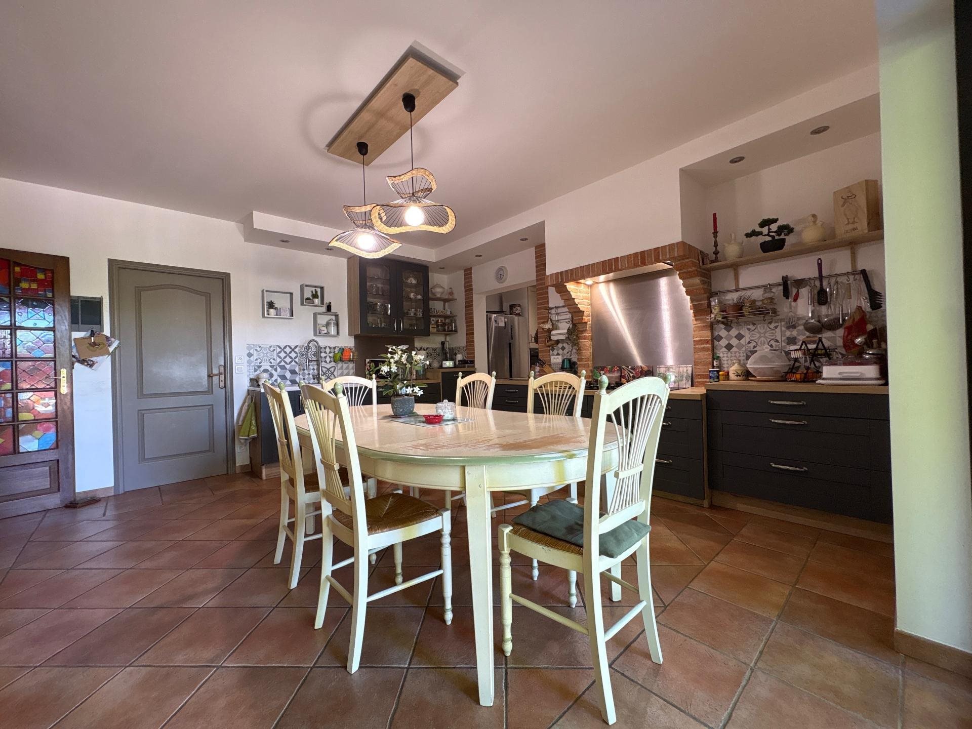 Maison à vendre, 200m², Garganvillar