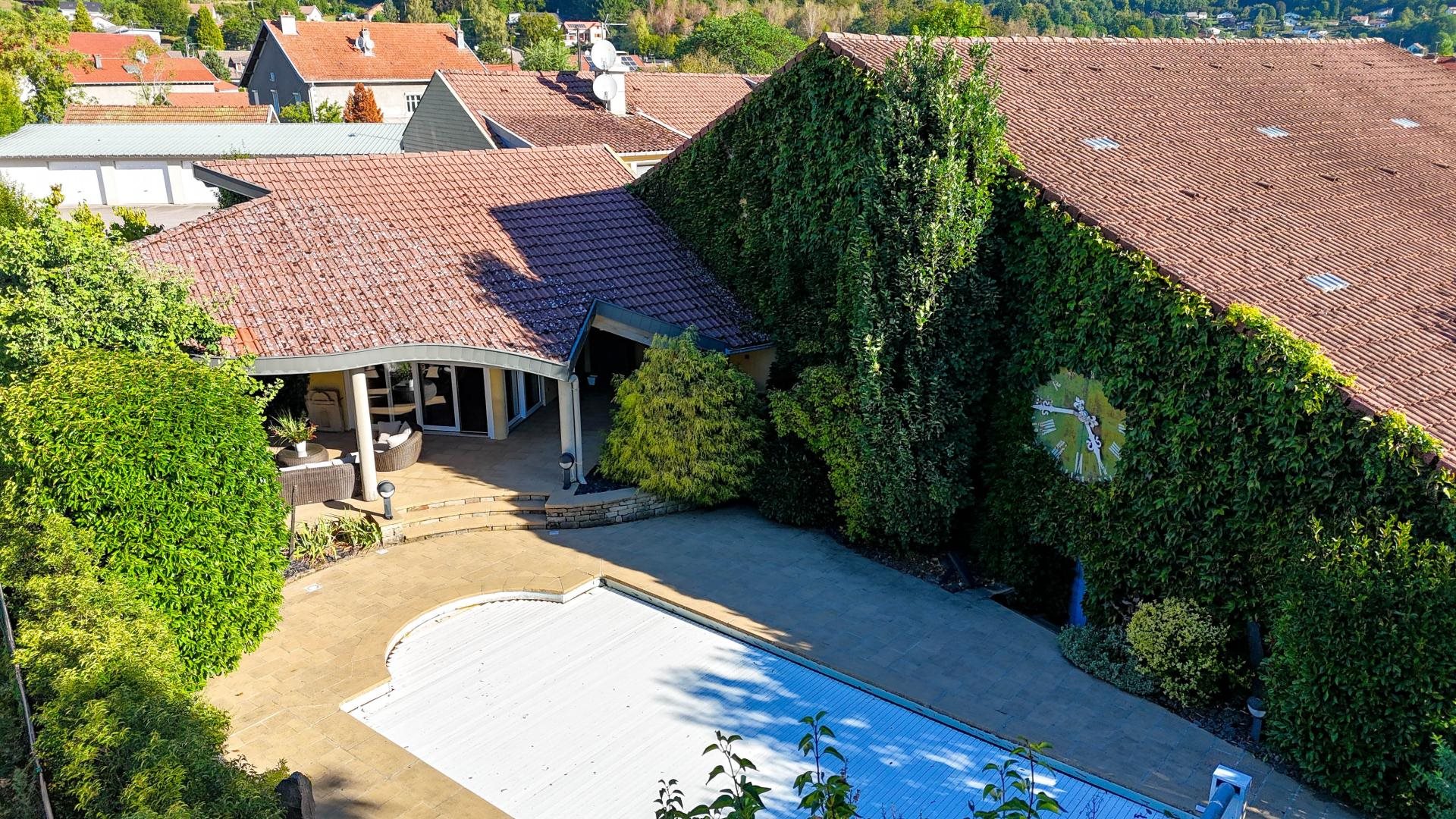 Maison à vendre, 300m², Saint-Nabord