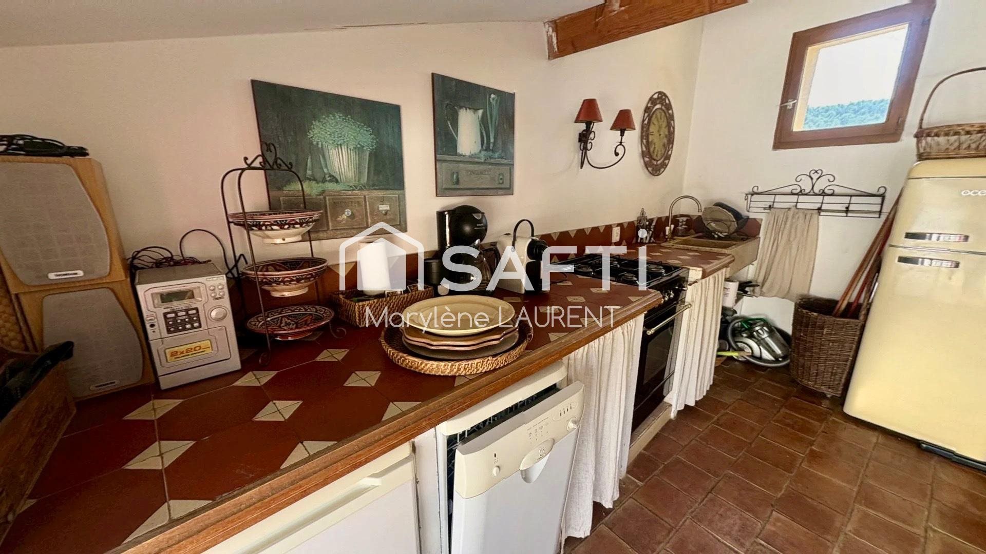 Appartement à vendre, 65m², Collobrières