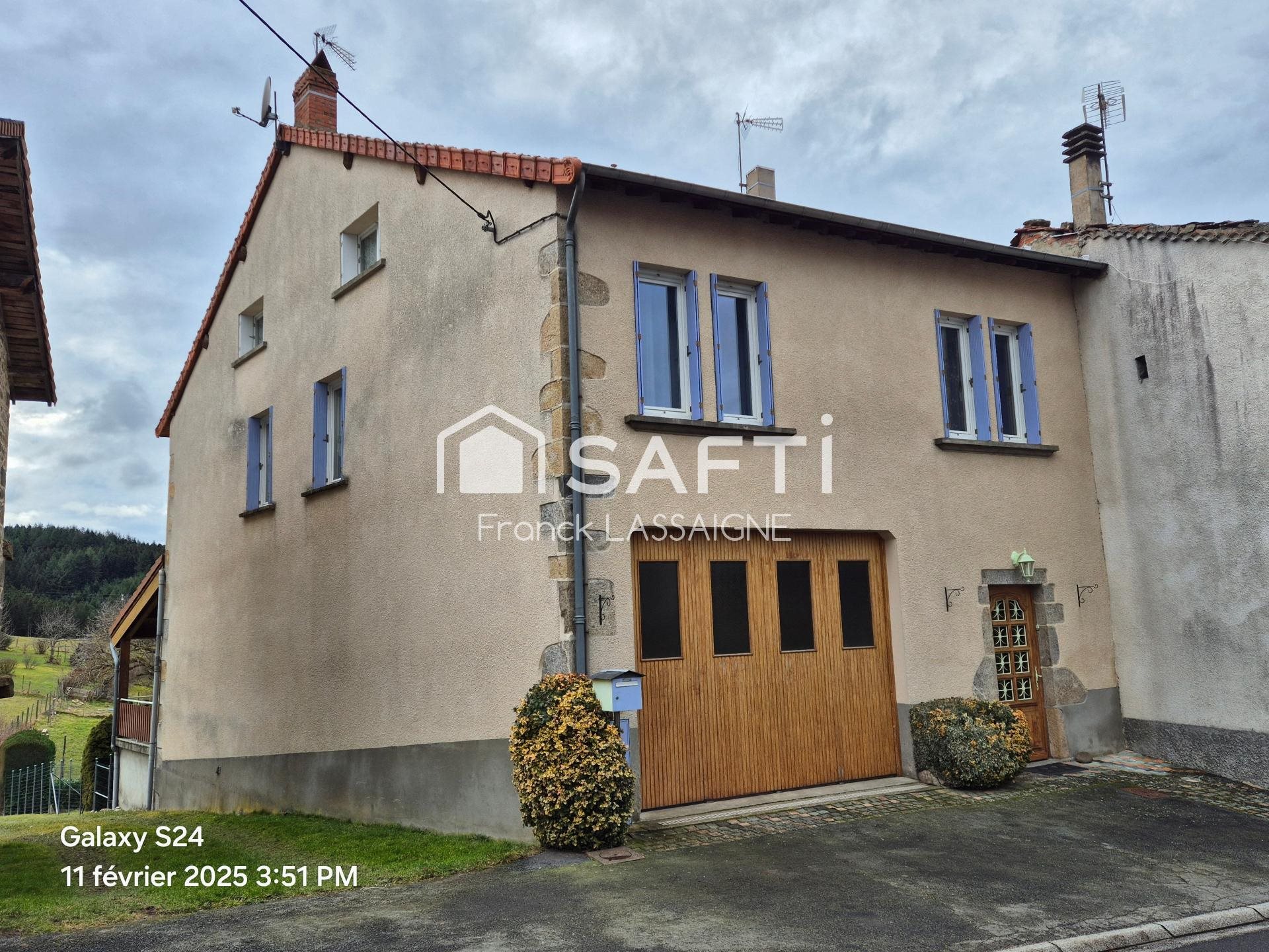 Maison à vendre, 196m², Bertignat