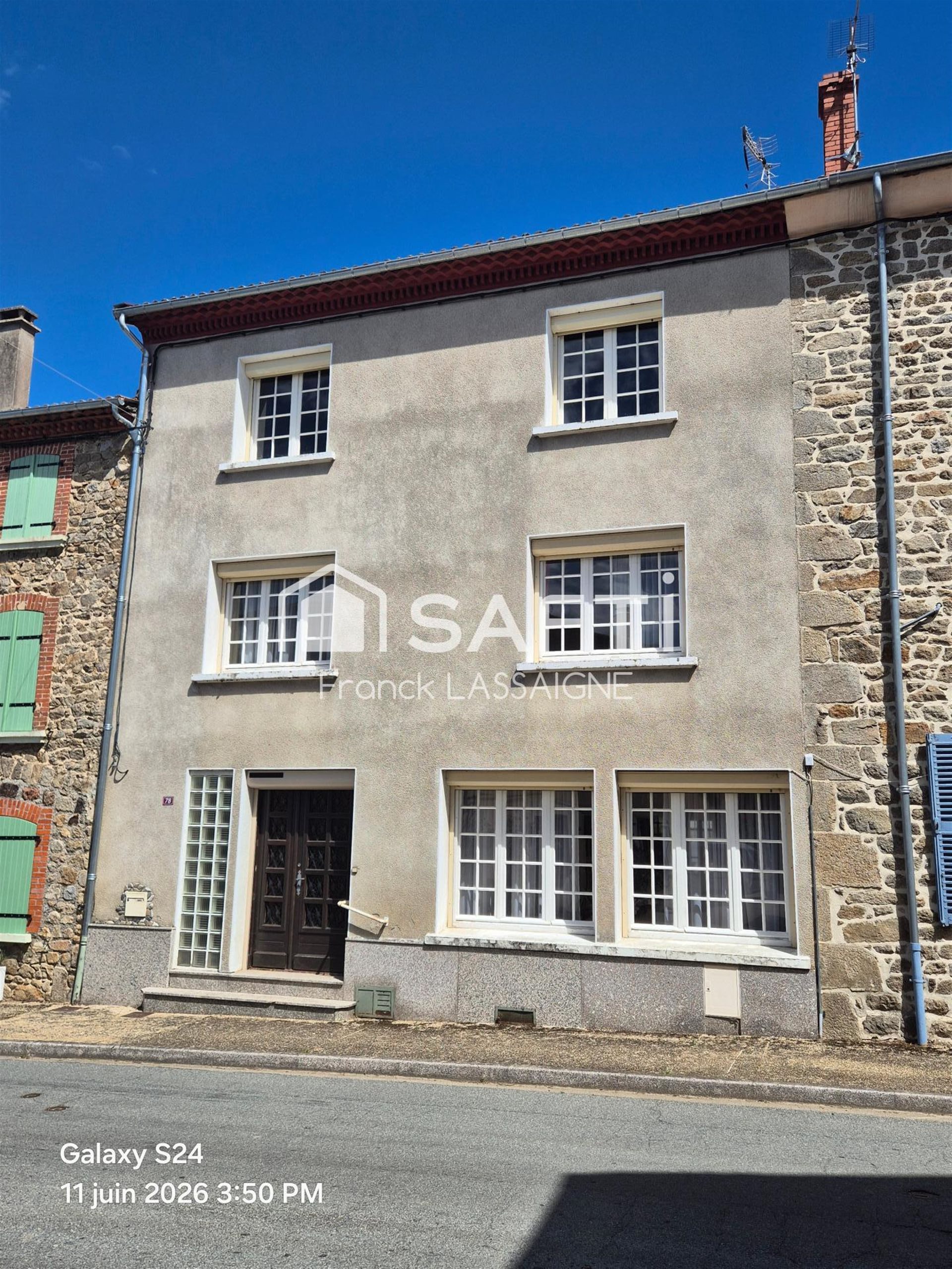 Maison à vendre, 213m², Tours-sur-Meymont